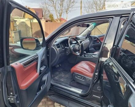 Черный Лексус ЛХ, объемом двигателя 5.66 л и пробегом 156 тыс. км за 67000 $, фото 20 на Automoto.ua