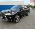 Черный Лексус ЛХ, объемом двигателя 4.48 л и пробегом 72 тыс. км за 75000 $, фото 1 на Automoto.ua