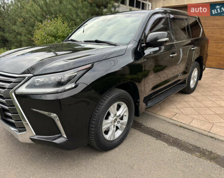 Чорний Лексус ЛХ, об'ємом двигуна 4.46 л та пробігом 195 тис. км за 59500 $, фото 1 на Automoto.ua