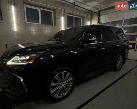Черный Лексус ЛХ, объемом двигателя 5.66 л и пробегом 82 тыс. км за 58000 $, фото 17 на Automoto.ua