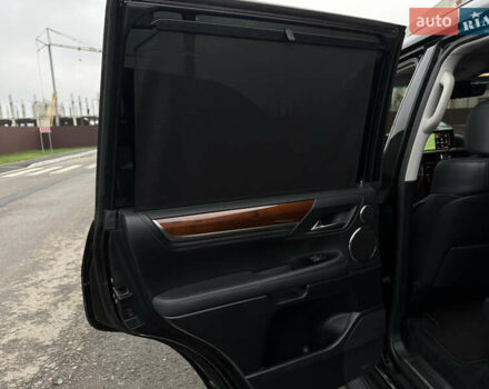 Черный Лексус ЛХ, объемом двигателя 5.66 л и пробегом 82 тыс. км за 58000 $, фото 9 на Automoto.ua