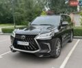 Черный Лексус ЛХ, объемом двигателя 5.7 л и пробегом 160 тыс. км за 64500 $, фото 1 на Automoto.ua