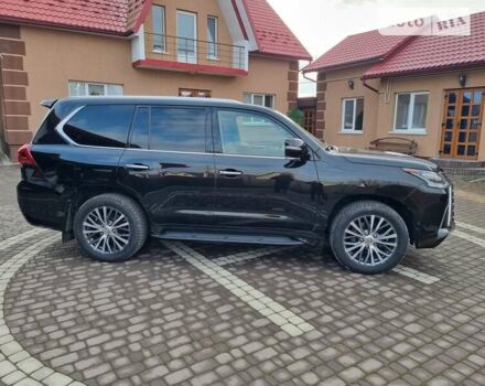 Черный Лексус ЛХ, объемом двигателя 5.66 л и пробегом 156 тыс. км за 67000 $, фото 24 на Automoto.ua