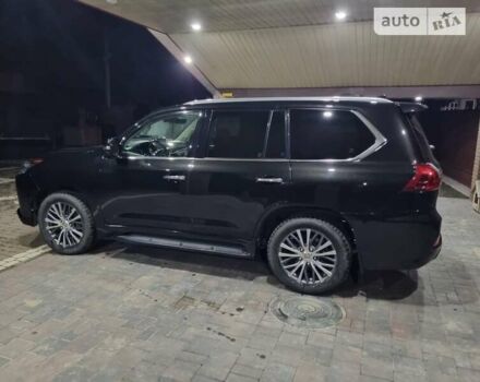 Черный Лексус ЛХ, объемом двигателя 5.66 л и пробегом 156 тыс. км за 67000 $, фото 29 на Automoto.ua