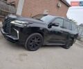 Черный Лексус ЛХ, объемом двигателя 4.46 л и пробегом 187 тыс. км за 65000 $, фото 1 на Automoto.ua