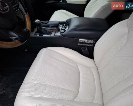 Черный Лексус ЛХ, объемом двигателя 4.46 л и пробегом 187 тыс. км за 65000 $, фото 11 на Automoto.ua