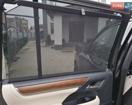 Черный Лексус ЛХ, объемом двигателя 4.46 л и пробегом 187 тыс. км за 65000 $, фото 17 на Automoto.ua