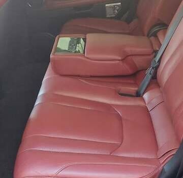 Черный Лексус ЛХ, объемом двигателя 4.46 л и пробегом 181 тыс. км за 61000 $, фото 6 на Automoto.ua