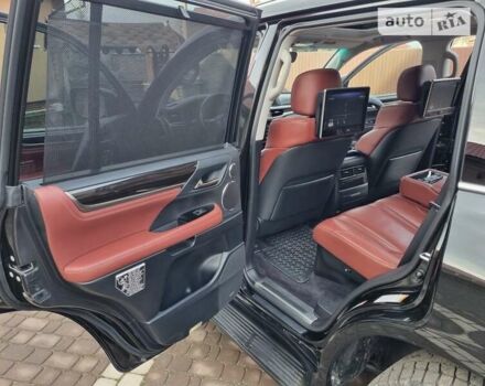 Черный Лексус ЛХ, объемом двигателя 5.66 л и пробегом 156 тыс. км за 67000 $, фото 17 на Automoto.ua