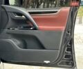 Черный Лексус ЛХ, объемом двигателя 4.46 л и пробегом 126 тыс. км за 63900 $, фото 72 на Automoto.ua