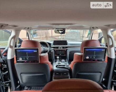 Черный Лексус ЛХ, объемом двигателя 5.66 л и пробегом 156 тыс. км за 67000 $, фото 14 на Automoto.ua