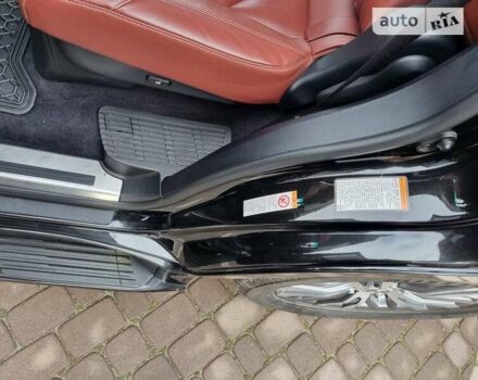 Черный Лексус ЛХ, объемом двигателя 5.66 л и пробегом 156 тыс. км за 67000 $, фото 16 на Automoto.ua