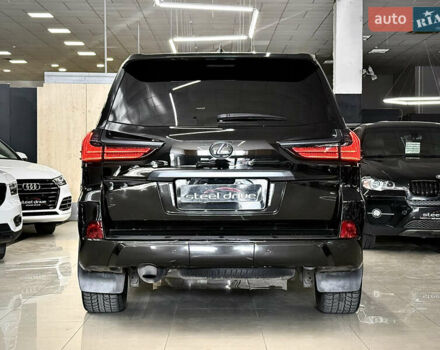 Чорний Лексус ЛХ, об'ємом двигуна 4.46 л та пробігом 206 тис. км за 66999 $, фото 5 на Automoto.ua