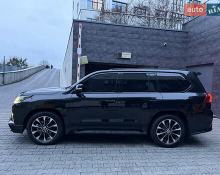 Черный Лексус ЛХ, объемом двигателя 4.46 л и пробегом 170 тыс. км за 65000 $, фото 14 на Automoto.ua
