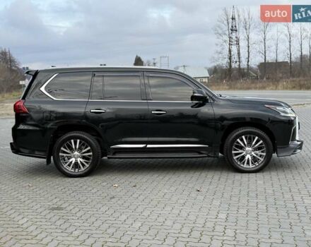 Чорний Лексус ЛХ, об'ємом двигуна 5.66 л та пробігом 260 тис. км за 56500 $, фото 9 на Automoto.ua