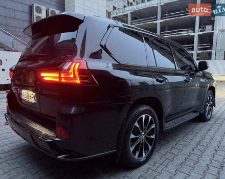 Черный Лексус ЛХ, объемом двигателя 4.46 л и пробегом 170 тыс. км за 65000 $, фото 24 на Automoto.ua