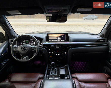 Чорний Лексус ЛХ, об'ємом двигуна 4.46 л та пробігом 109 тис. км за 85000 $, фото 29 на Automoto.ua