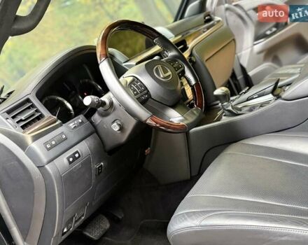Черный Лексус ЛХ, объемом двигателя 4.5 л и пробегом 26 тыс. км за 169999 $, фото 15 на Automoto.ua