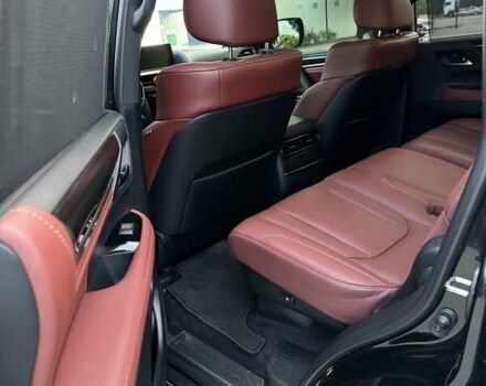 Черный Лексус ЛХ, объемом двигателя 4.46 л и пробегом 172 тыс. км за 61990 $, фото 12 на Automoto.ua