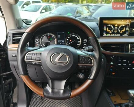 Черный Лексус ЛХ, объемом двигателя 4.46 л и пробегом 116 тыс. км за 70900 $, фото 23 на Automoto.ua