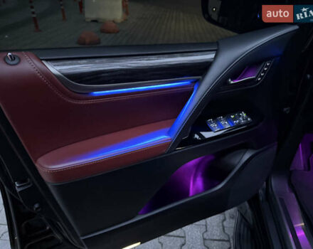 Черный Лексус ЛХ, объемом двигателя 4.46 л и пробегом 170 тыс. км за 65000 $, фото 52 на Automoto.ua