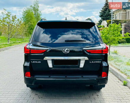 Черный Лексус ЛХ, объемом двигателя 4.46 л и пробегом 157 тыс. км за 65500 $, фото 3 на Automoto.ua