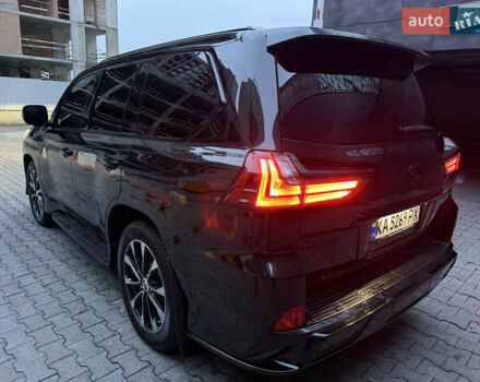 Черный Лексус ЛХ, объемом двигателя 4.46 л и пробегом 170 тыс. км за 65000 $, фото 32 на Automoto.ua