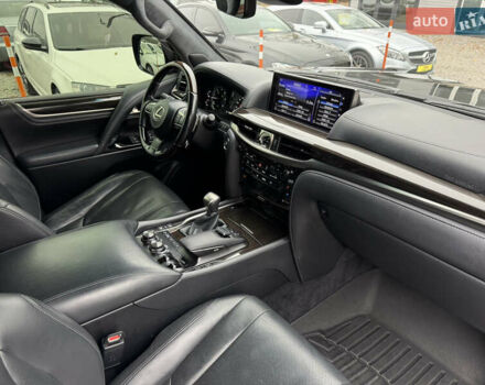 Черный Лексус ЛХ, объемом двигателя 4.5 л и пробегом 145 тыс. км за 62500 $, фото 6 на Automoto.ua