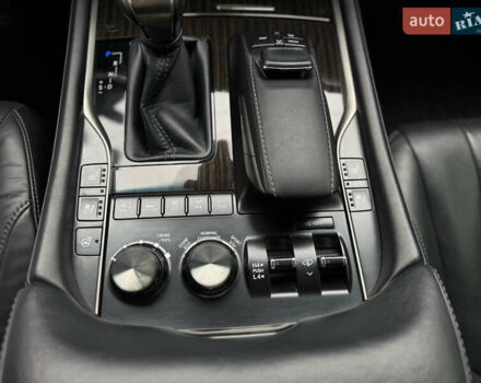 Черный Лексус ЛХ, объемом двигателя 4.5 л и пробегом 145 тыс. км за 62500 $, фото 21 на Automoto.ua