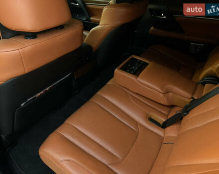 Черный Лексус ЛХ, объемом двигателя 4.46 л и пробегом 170 тыс. км за 61500 $, фото 17 на Automoto.ua