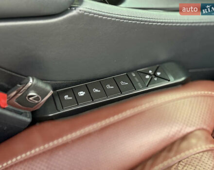 Чорний Лексус ЛХ, об'ємом двигуна 4.46 л та пробігом 109 тис. км за 85000 $, фото 23 на Automoto.ua