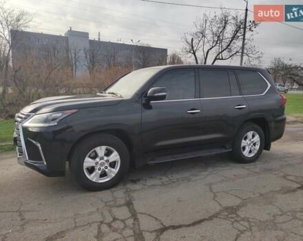 Чорний Лексус ЛХ, об'ємом двигуна 4.46 л та пробігом 120 тис. км за 68000 $, фото 9 на Automoto.ua