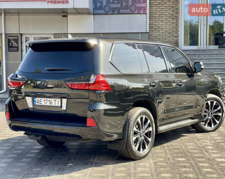 Черный Лексус ЛХ, объемом двигателя 4.46 л и пробегом 170 тыс. км за 61500 $, фото 6 на Automoto.ua
