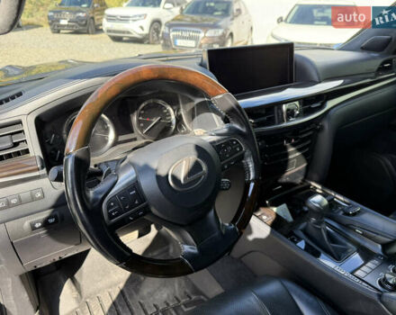 Чорний Лексус ЛХ, об'ємом двигуна 4.46 л та пробігом 145 тис. км за 62500 $, фото 16 на Automoto.ua
