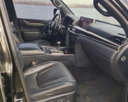 Чорний Лексус ЛХ, об'ємом двигуна 4.46 л та пробігом 120 тис. км за 68000 $, фото 1 на Automoto.ua
