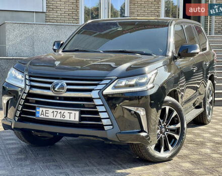 Черный Лексус ЛХ, объемом двигателя 4.46 л и пробегом 170 тыс. км за 61500 $, фото 5 на Automoto.ua