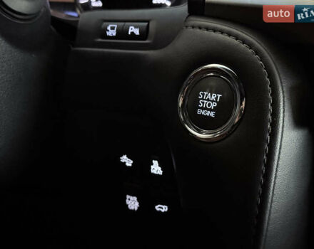 Чорний Лексус ЛХ, об'ємом двигуна 4.46 л та пробігом 206 тис. км за 66999 $, фото 49 на Automoto.ua