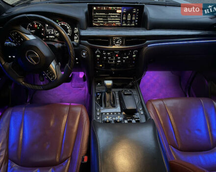 Черный Лексус ЛХ, объемом двигателя 4.46 л и пробегом 170 тыс. км за 65000 $, фото 64 на Automoto.ua