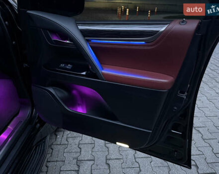 Черный Лексус ЛХ, объемом двигателя 4.46 л и пробегом 170 тыс. км за 65000 $, фото 49 на Automoto.ua