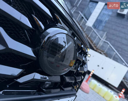 Черный Лексус ЛХ, объемом двигателя 4.46 л и пробегом 170 тыс. км за 65000 $, фото 13 на Automoto.ua