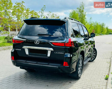 Черный Лексус ЛХ, объемом двигателя 4.46 л и пробегом 157 тыс. км за 65500 $, фото 4 на Automoto.ua