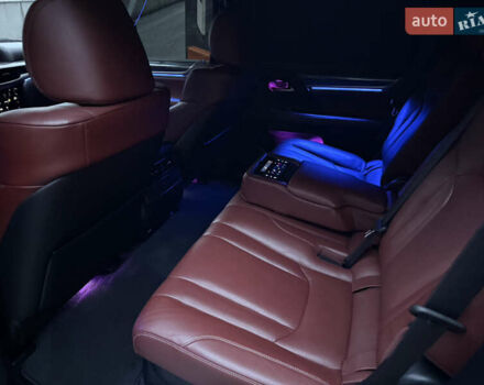 Черный Лексус ЛХ, объемом двигателя 4.46 л и пробегом 170 тыс. км за 65000 $, фото 42 на Automoto.ua