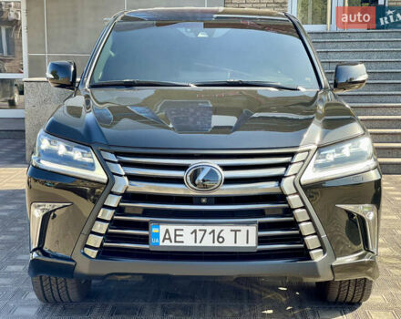 Чорний Лексус ЛХ, об'ємом двигуна 4.46 л та пробігом 170 тис. км за 63500 $, фото 4 на Automoto.ua