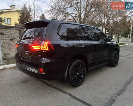 Черный Лексус ЛХ, объемом двигателя 5.66 л и пробегом 158 тыс. км за 69900 $, фото 77 на Automoto.ua