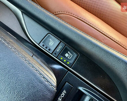 Черный Лексус ЛХ, объемом двигателя 4.46 л и пробегом 185 тыс. км за 67500 $, фото 67 на Automoto.ua