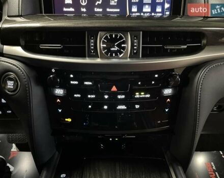 Лексус ЛХ 2018 у Львові на Automoto.ua Чорний Лексус ЛХ, об'ємом двигуна 4.46 л та пробігом 72 тис. км за 81700 $, фото 65 на Automoto.ua