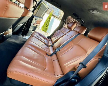 Черный Лексус ЛХ, объемом двигателя 4.46 л и пробегом 185 тыс. км за 67500 $, фото 99 на Automoto.ua