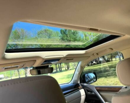 Черный Лексус ЛХ, объемом двигателя 5.7 л и пробегом 45 тыс. км за 36000 $, фото 8 на Automoto.ua