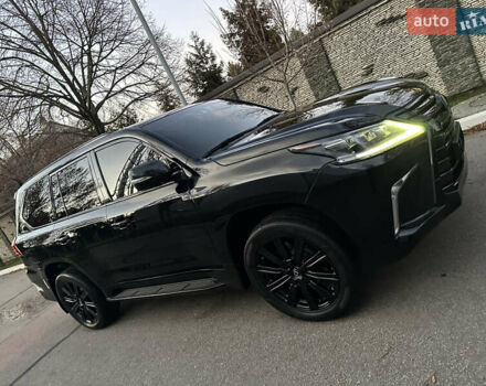 Черный Лексус ЛХ, объемом двигателя 5.66 л и пробегом 158 тыс. км за 69900 $, фото 83 на Automoto.ua