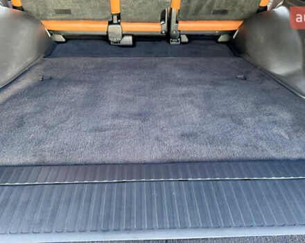 Черный Лексус ЛХ, объемом двигателя 4.46 л и пробегом 185 тыс. км за 67500 $, фото 119 на Automoto.ua